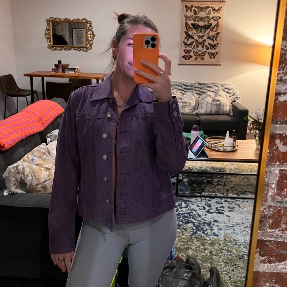 Beautiful vintage purple button up jacket